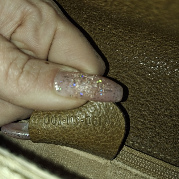 Gucci GG Vintage Shoulder Bag - Picture 14 of 15